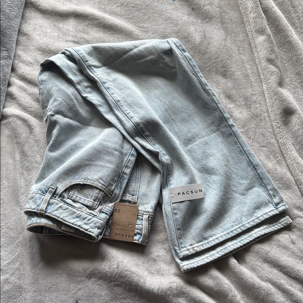 NWT PacSun Low Rise Wide Leg Jeans - Picture 5 of 5